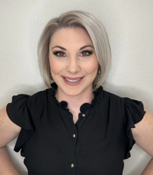 Erika Ward - Cosmetologist