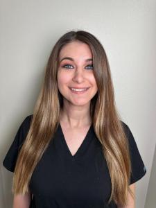 Shalyn Brannon - Cosmetologist